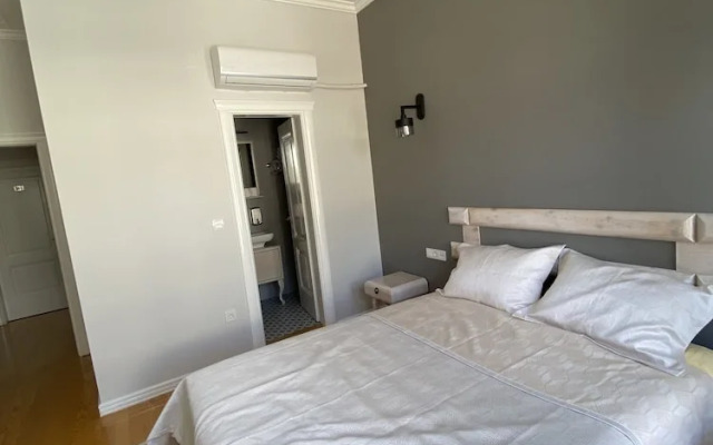 White Island Boutique Hotel