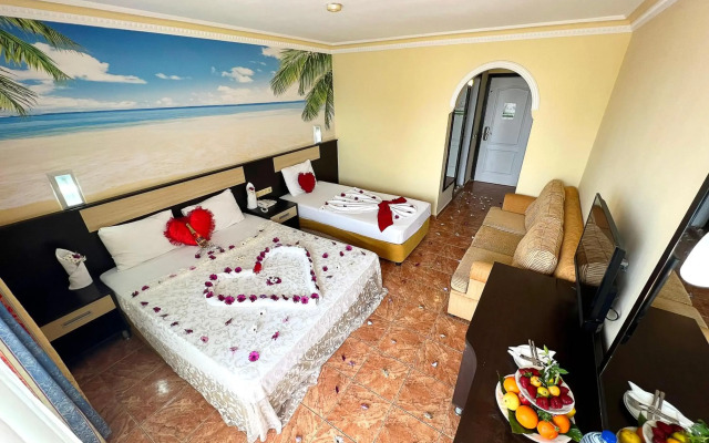 First Class Hotel