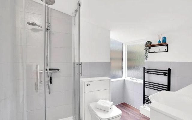 Learchild House - North East Escapes