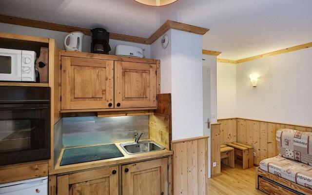 Appartement Les Menuires, 1 pièce, 2 personnes - FR-1-178-180