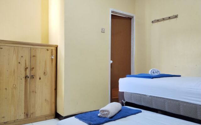 Risqia Homestay Syariah by Cocotel