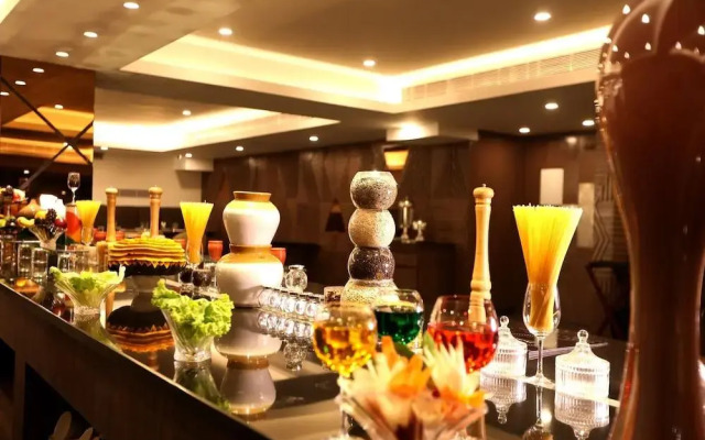 S Hotel