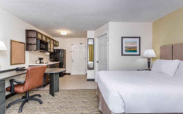 Candlewood Suites Secaucus - Meadowlands, an IHG Hotel