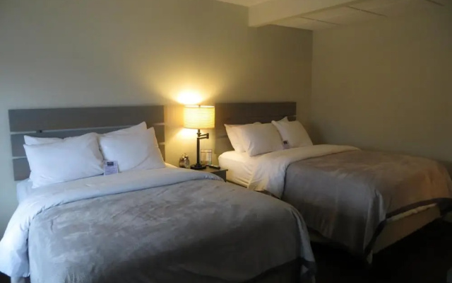 Brio Beach Inn
