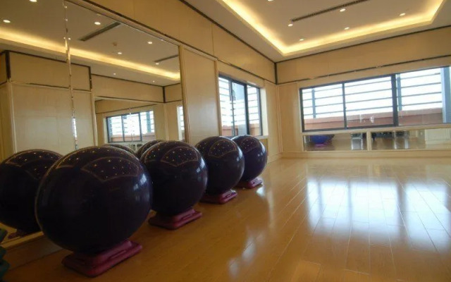 Ramada Yichang Hotel