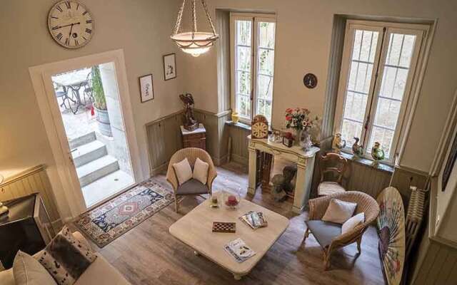 Clos De Venes Domaine Viticole