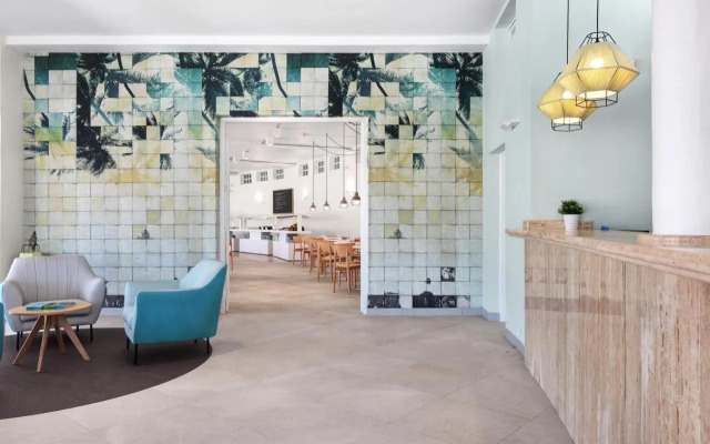 Отель TRH Tirant 