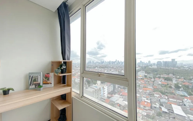 Fully Furnished and Comfortable 2BR Nifarro Park Apartment