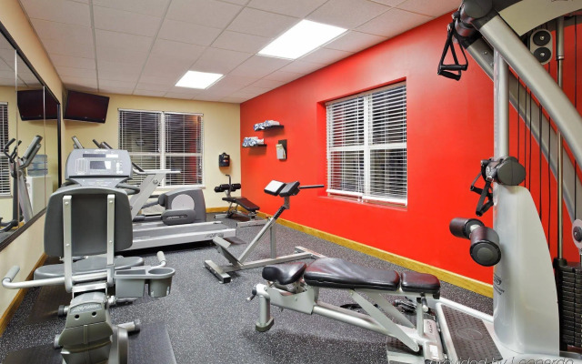 Country Inn & Suites by Radisson, Burlington (Elon), NC