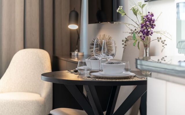 Luxury studio with balcony in Dubai