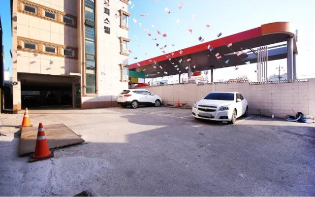 Pohang Black Hotel
