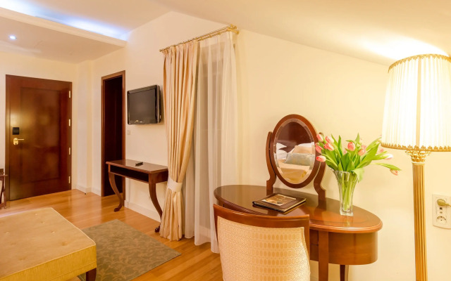 Hotel President Solin
