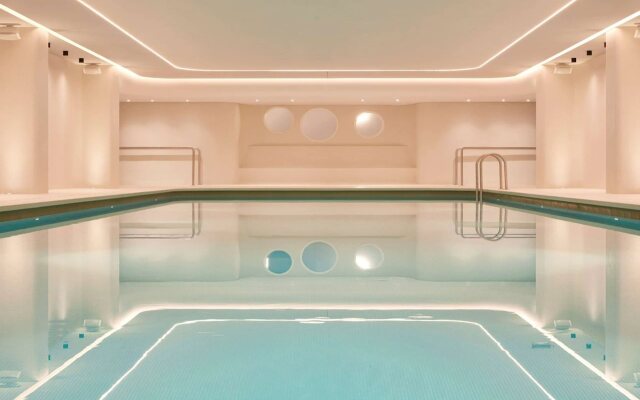 Отель SO/ Paris