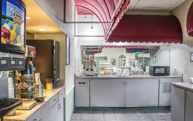 Red Roof Inn Sanford