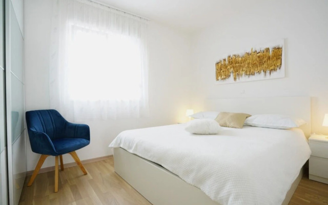 Perla - Modern and Cozy - A1