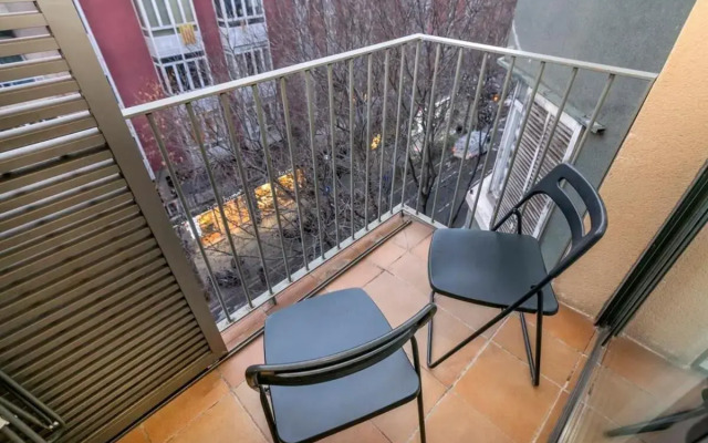 Modern and bright apartment in Eixample 4-2