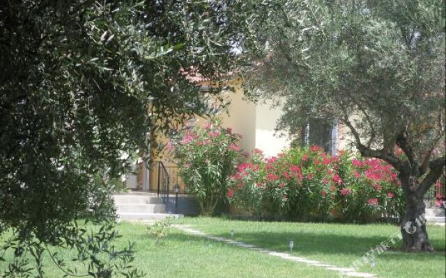 AnthosGuestHouses