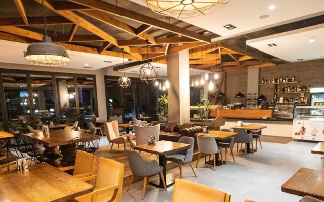 Palmonte Suites Hotel