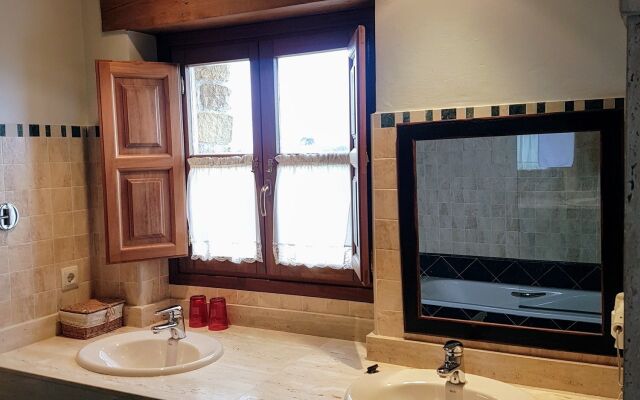 Hotel Casona de Tresali