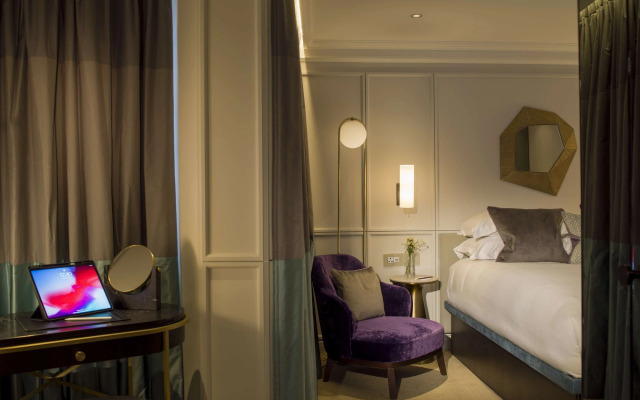 The Guardsman Hotel and Residences