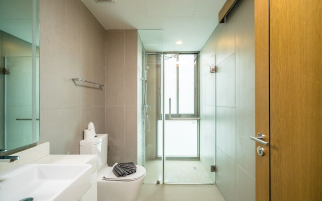 Oceanstone Resort by Lofty