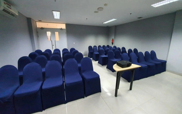 POP! Hotel Diponegoro Surabaya