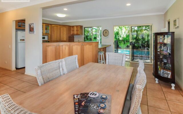 Fabulous Pet Friendly Family Home - 3 Carribean Court