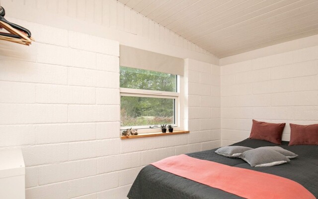 6 Person Holiday Home in Vemb
