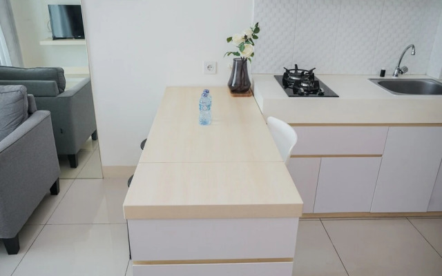 Comfy and Tidy 1BR Apartment at Tree Park City BSD