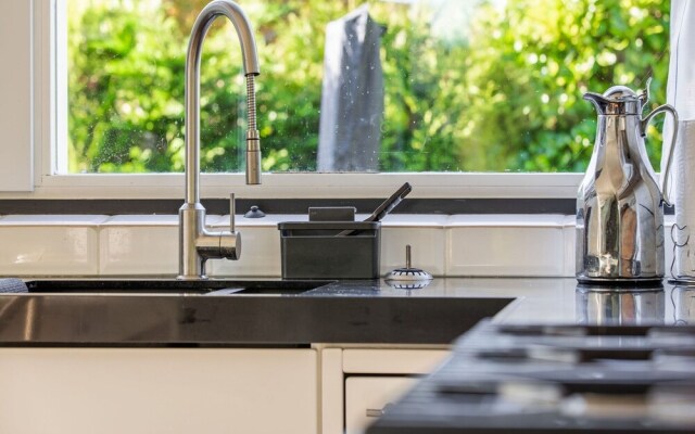 Modern Holiday Home in Monnickendam With Roofed Terrace