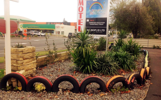 Rainbow Motel