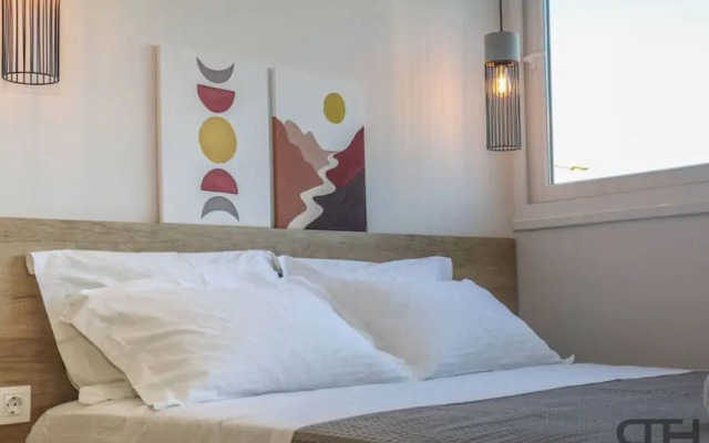 New Studio 3 Downtown Thessaloniki-fully Equipped