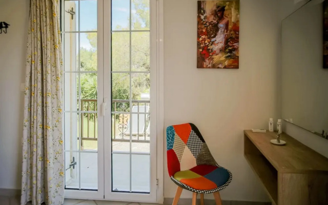 Porto Gerakas Villas