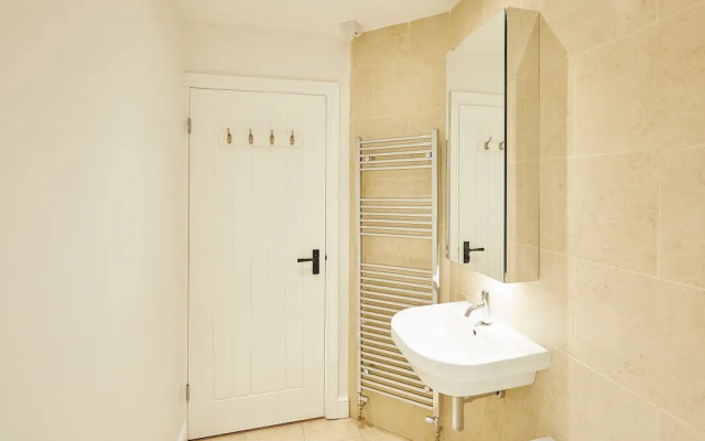 Host Stay The Old Dairy