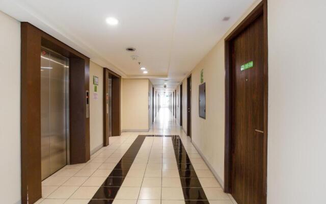 OYO 2582 Apartemen Serpong Green View