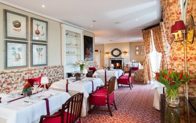 Summer Lodge Country House Hotel