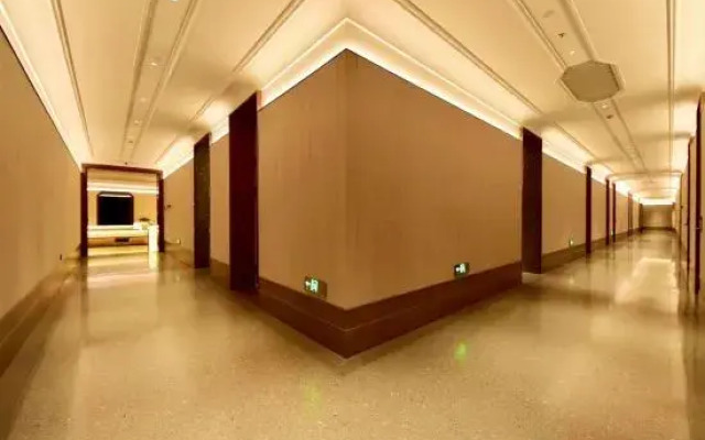 Qiqihar Lakeside Hotel