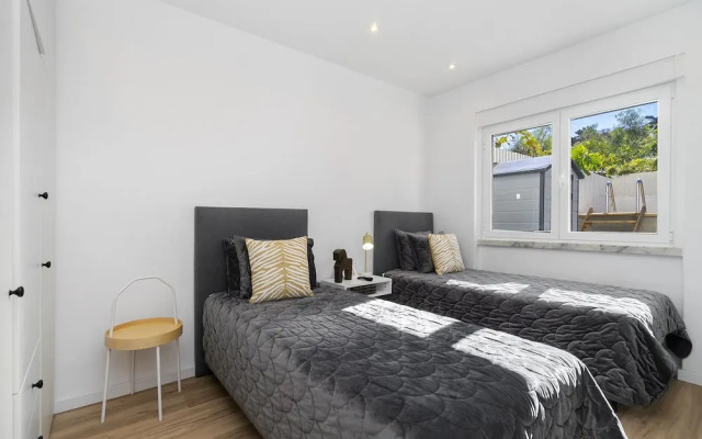 Suburban Serenity Family Home With Pool