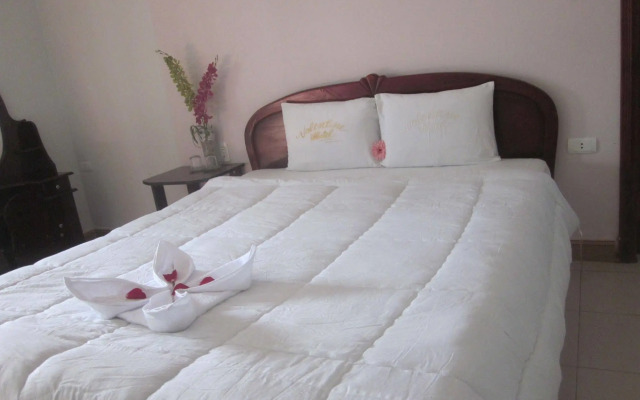 Valentine Hotel