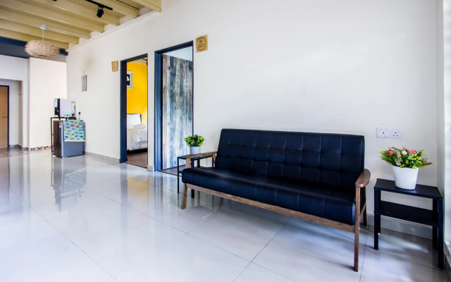 Explore 5BR Gardenhouse Retreats (Free Parking)