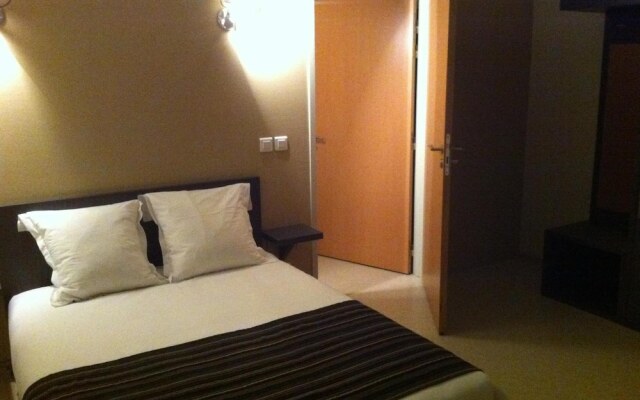 FASTHOTEL LE RALE DES GENETS - Un hôtel FH COLLECTION