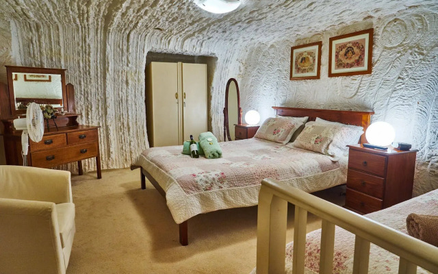 Underground Bed and Breakfast