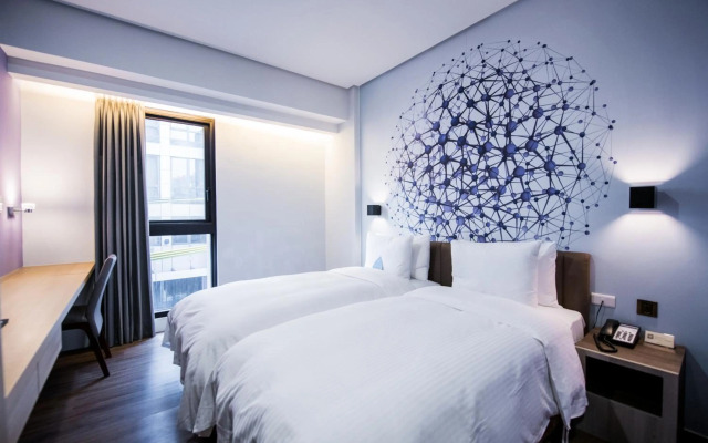 INNK Hotel