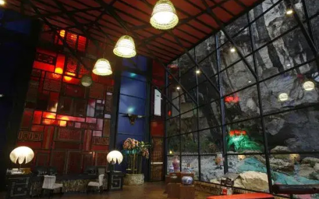 Daxin Mingshi Art Hotel