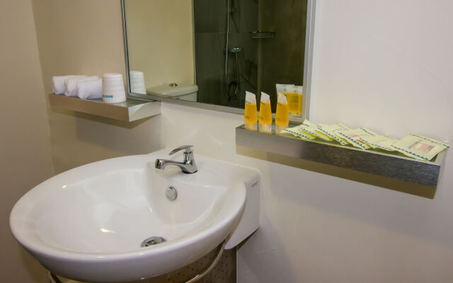 Baguss Hotel and Serviced Apartment