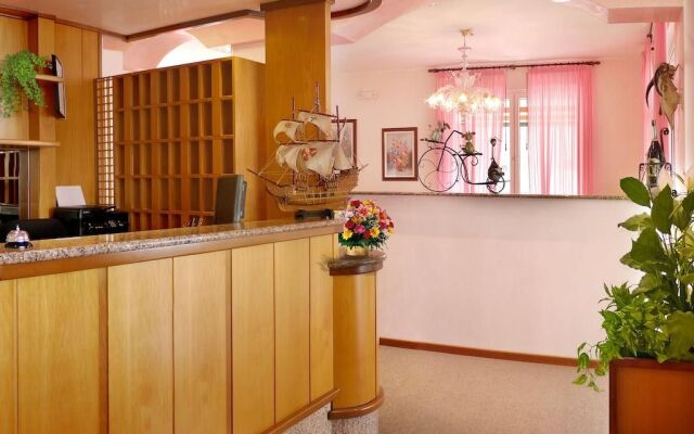 Hotel Beach 2