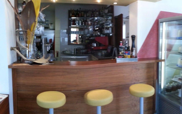 EB Hotel Garni