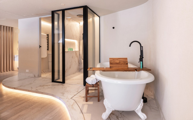 Hotel Unique