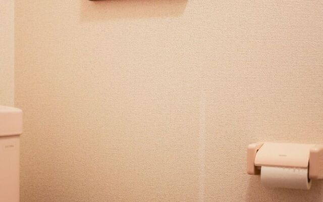 Grand Court Namba 402