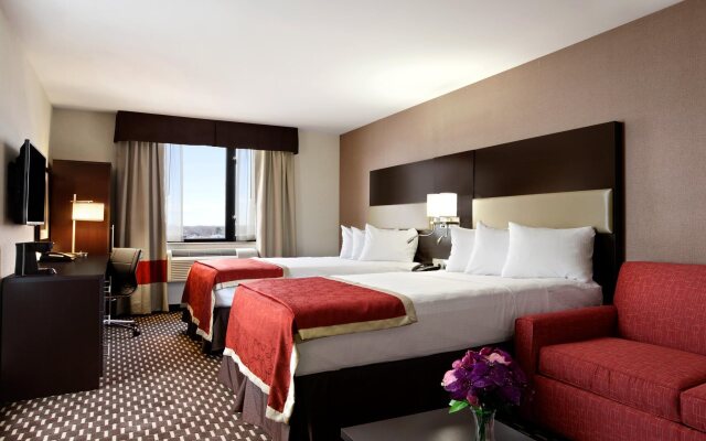 AirTrain Plaza Hotel JFK Airport